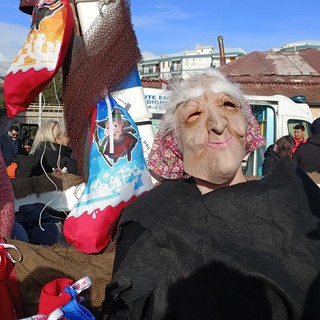 Mercatino, gonfiabili e animazioni per i bimbi: a Vallecrosia torna lo &quot;Sbarco della Befana&quot;