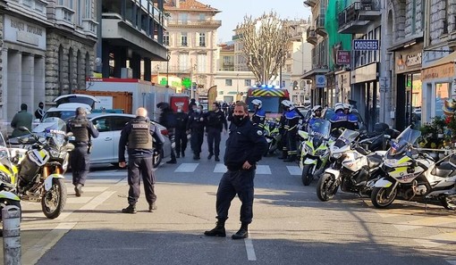 Rue de la Buffa chiusa. Foto da Nice Matin di Romain Bèal