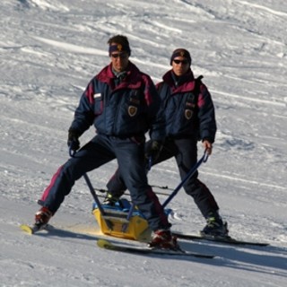 Ventimigliese di 10 anni cade sulle piste di Limone Piemonte mentre si allena: per lui frattura al femore