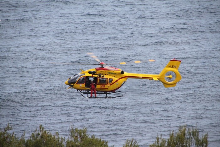 Rocchetta Nervina: francese 35enne cade ai laghetti, mobilitazione di soccorsi ed elicottero in arrivo