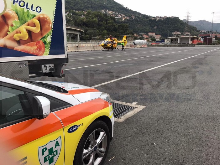 Ventimiglia: uomo di nazionalità bulgara muore per un malore dentro al camion, la scoperta all'autoporto