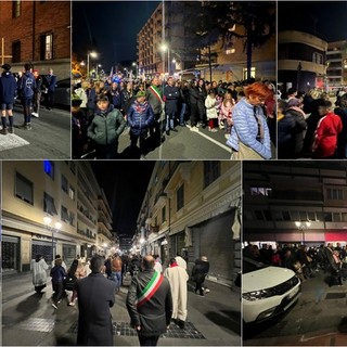 &quot;Sulla Via della Croce&quot;, folta partecipazione alla processione di Ventimiglia (Foto)