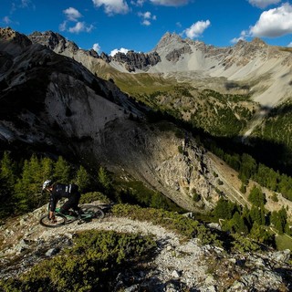 Stone King Rally, più di 100 partecipanti dal Monviso al Mediterraneo in mountain-bike