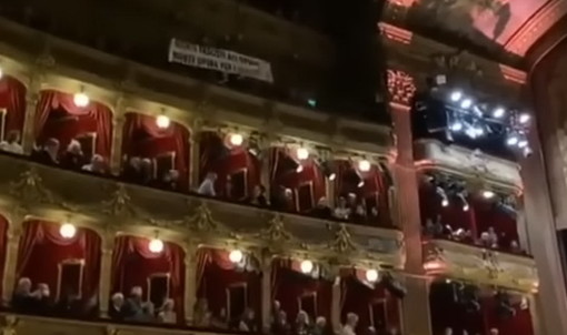 'Niente fascisti all'Opera di Nizza': Castagnino commenta lo striscione esposto &quot;Sono antifascisti da operetta&quot;
