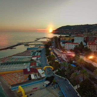 Sanremo: calo di presenze del 10% ad agosto, forti lamentele degli ospiti per i 'rumori' notturni