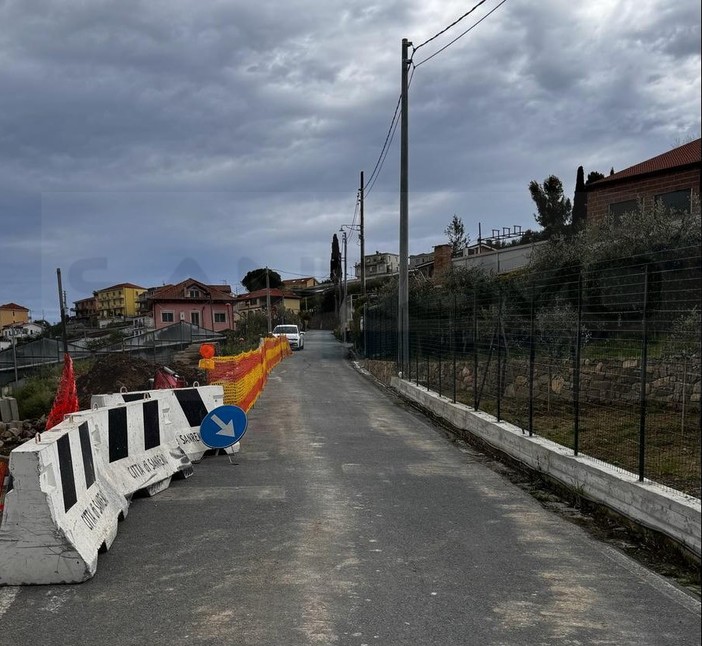 Sanremo: riaperta a senso unico alternato strada Solaro Rapalin, proseguono i lavori (Foto)