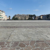Sanremo: terminati i lavori per la pavimentazione sul solettone di piazza Colombo (Foto)