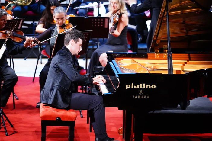 Con l’Orchestra Sinfonica di Sanremo due talenti eccezionali per due delle più sbalorditive pagine della letteratura pianistica di tutti i tempi