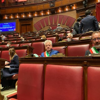 Il Sindaco di Ventimiglia Scullino oggi a Roma per il centocinquantenario della prima seduta a Montecitorio (Foto)