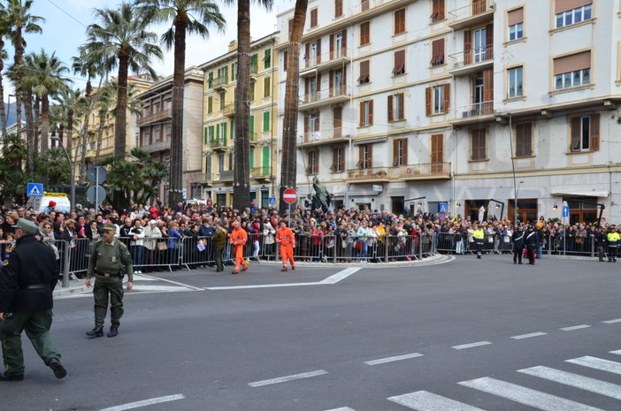 Sanremo: 'imprigionate' all'interno dell'anello del corso fiorito, la protesta di una lettrice