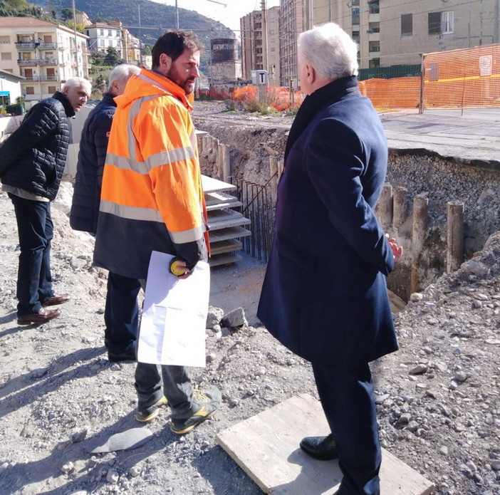 Ventimiglia: sopralluogo al sottopasso di via Tenda, il Sindaco &quot;Chiederà alcune varianti a garanzia dei cittadini&quot; (Foto)