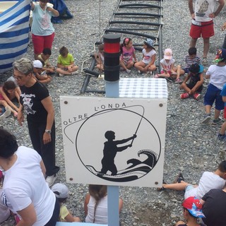 Una bella giornata al mare per i bambini della scuola dell'infanzia di Vallecrosia (Foto)