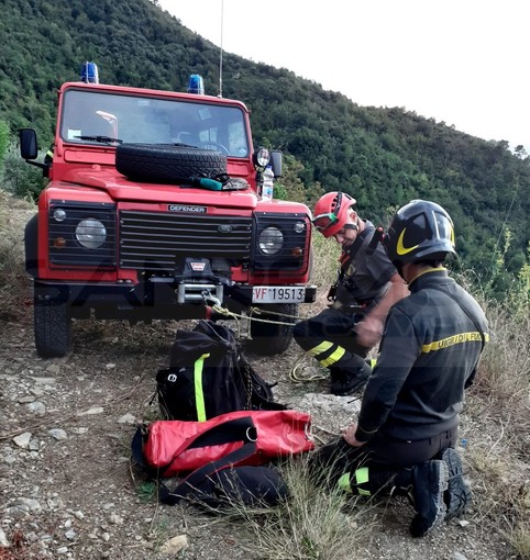 Castellaro: escursionista finisce in un dirupo e viene soccorsa dal nucleo Saf dei Vigili del Fuoco