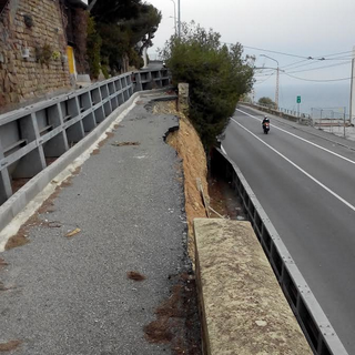 Sanremo: la richiesta di aiuto del comitato di strada Rotabile Capo Nero: “Quando piove temiamo il peggio” (Foto e intervista)