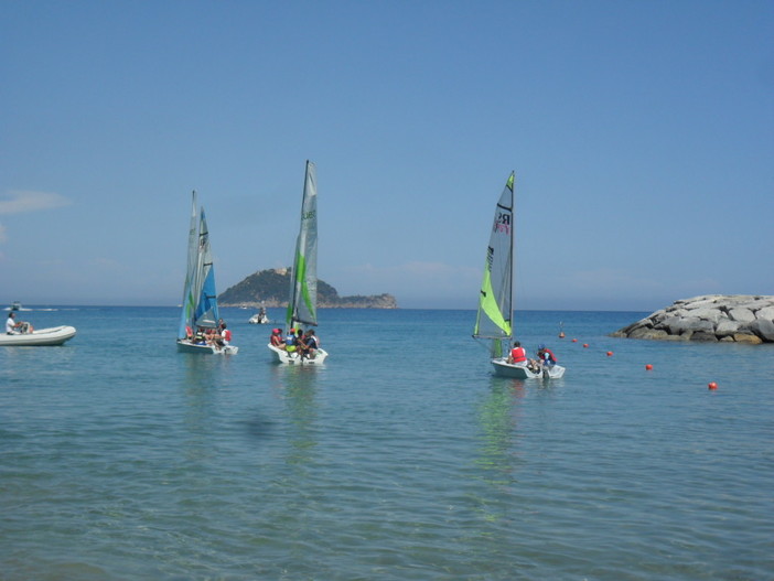 Il Circolo Nautico al Mare di Alassio: una settimana di attività nautiche per i bimbi delle elementari