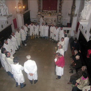 Imperia: torna questa sera la Tradizione dei Canti del Giovedì Santo a Porto Maurizi