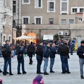 Sanremo: i tifosi del Basilea in città per seguire il match di Nizza, in piazza Borea D'Olmo un maxischermo (Foto e Video)