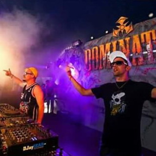 Il duo Italiano 'The Braindrillerz' al Dominator 2015, festival mondiale di musica Hardcore (foto)