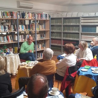 San Bartolomeo al Mare: 'Tea con l'Autore', giovedì Marino Magliani con 'Prima che te lo dicano gli altri'
