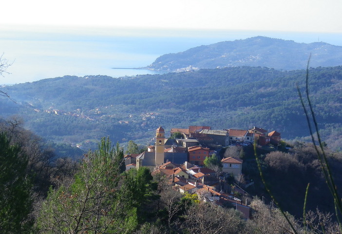 Domenica prossima una escursione tra il Golfo Dianese e la Val Merula da Tovo a Villa Faraldi