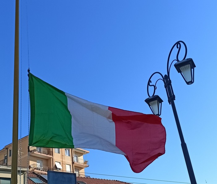 Vallecrosia, il comune concede un contributo per organizzare la Festa del Tricolore