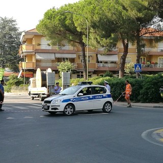 Camporosso: tranciato un tubo del gas durante la posa delle fibre ottiche, intervento dei Vigili del Fuoco