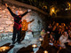 Il Teatro della Tosse torna ad Apricale con “Shakespeare by night” (foto e video)