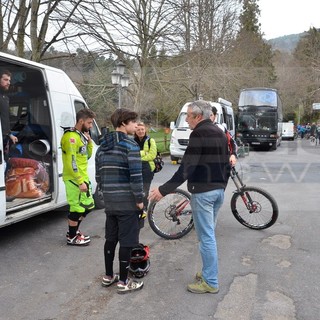 Sanremo: una raccolta firme per chiedere il servizio di trasporto biciclette in autobus verso San Romolo