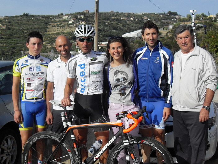 Ciclismo. vittoria del genovese Roberto Pistis nell'edizione 2012 del 'Trofeo Alborno'