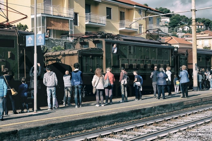 Ultimo giorno per la tratta a mare San Lorenzo-Andora: le foto scattate da Gianni Pastorino