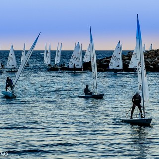 Al confine tra imperiese e savonese la prima regata in Italia 'Plastic free' (Foto e Video di Marcello Nan)