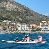 La “Veleggiata Violenza Zero” fa tappa a Ventimiglia (Foto)