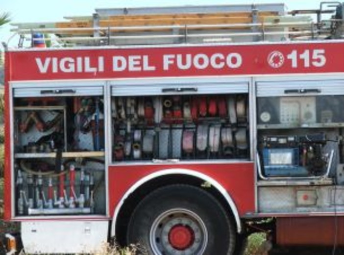 Domattina a Savona un incontro per cercare di evitare l'accorpamento dei Vigili del Fuoco di Savona ed Imperia