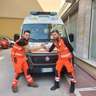 Piccoli studenti a scuola dai Volontari Sanremo Soccorso per una lezione molto preziosa