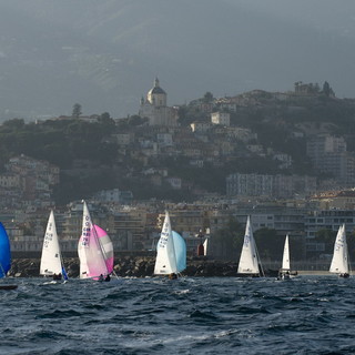 Vela: nel prossimo weekend a Sanremo tornano i 'Dragoni', la classe velica amata dai Re