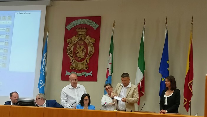 Ventimiglia: lunedì prossimo il Consiglio comunale, all'ordine del giorno il mandato politico-amministrativo