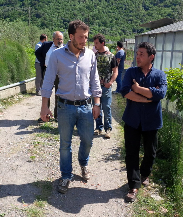 Visita del candidato a Sindaco Enrico Ioculano alle realtà agricole della città di confine