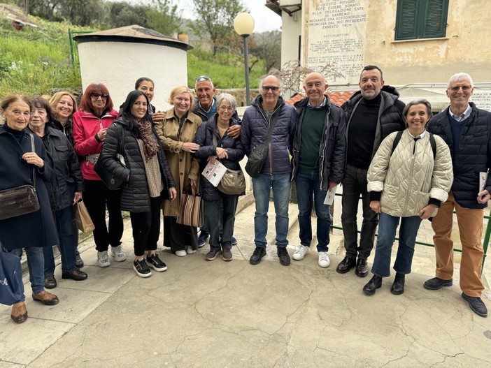 Elezioni Amministrative Sanremo: visita del candidato Alessandro Mager al canile dell'Enpa