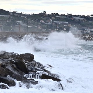 Maltempo: domani allerta gialla ma solo sul Levante, per la nostra provincia vento forte e calo delle temperature