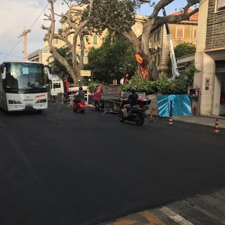 Via Roma riaperta al traffico in entrambe le direzioni