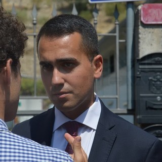 Ventimiglia: prosegue la visita dell'Onorevole Luigi Di Maio, ora al confine di Ponte San Ludovico (Diretta)