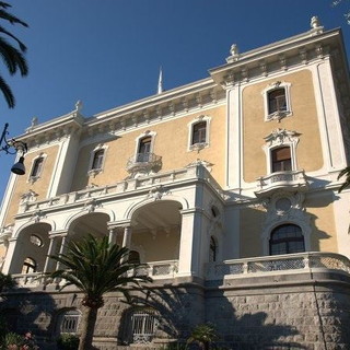 Bordighera: 'Galerie Ferrero' rinuncia alla gestione di Villa Regina Margherita, rimane il possibile affidamento diretto