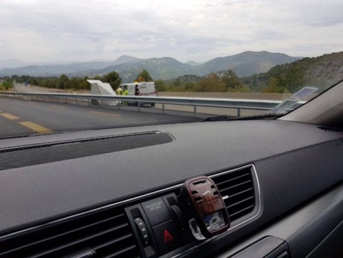 Automobilisti attenzione: un nuovo 'velox' in funzione sull’autostrada A8 Escota, dopo il casello de la Turbie