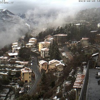 Triora sotto la neve nella webcam di Sistel.it