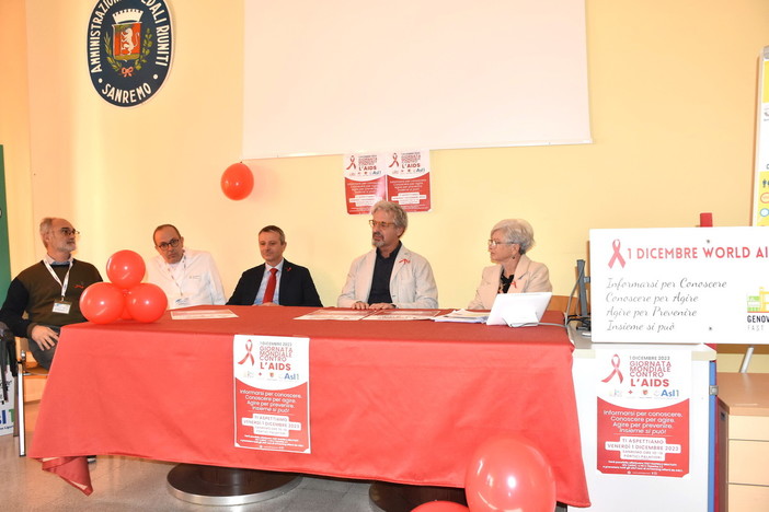 Anche nella nostra provincia il 'World Aids Day', Asl 1 &quot;La malattia c'è ma con la prevenzione molto è cambiato&quot; (Foto)