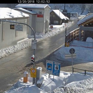 Tunnel di Tenda live: una webcam per sapere il tempo di attesa prima che scatti il semaforo verde