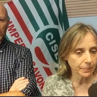 Imperia: vandalizzati i muri della Cgil, anche la Cisl esprime solidarietà ma lancia l'allarme &quot;Episodio grave&quot; (Video)