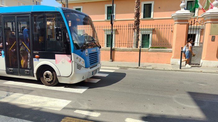 Caldo da bollino rosso, i sindacati: &quot;Sui mezzi Rt l'aria condizionata rimane un miraggio&quot;