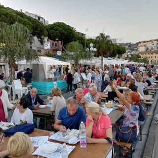 Sanremo: questa sera dalle 19 ultima giornata per “A tavola sul Porto Vecchio”