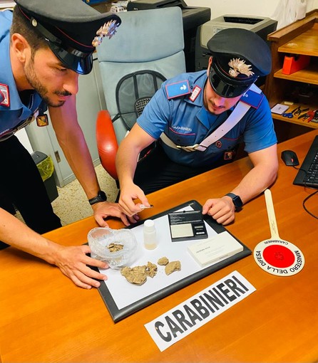 Sanremo: arrestato commerciante incensurato, aveva 250 grammi di eroina